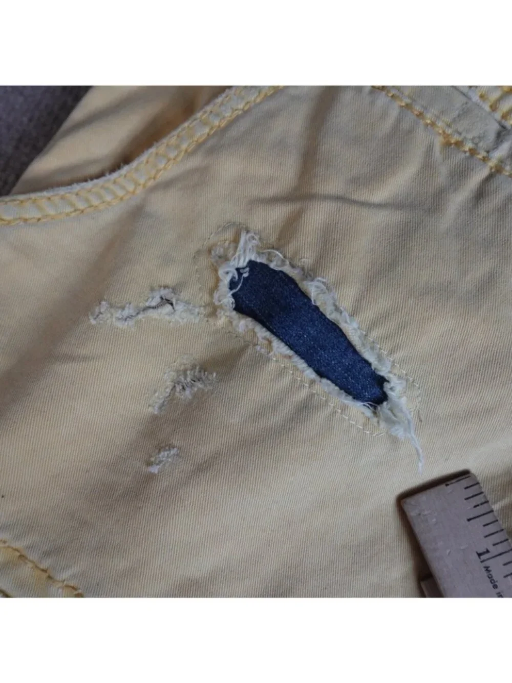 True Religion Shorts 34 Yellow Cargo Heavyweight Distressed
